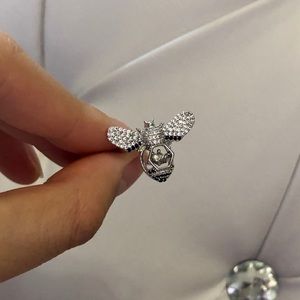 Bee Ring 🐝
